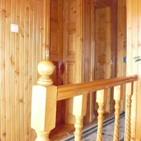 מלון Саламандра Гостинний Двір ירמכה